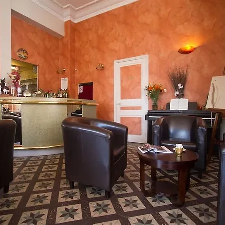 Logis Majestic - La Rochelle מלון Châtelaillon-Plage
