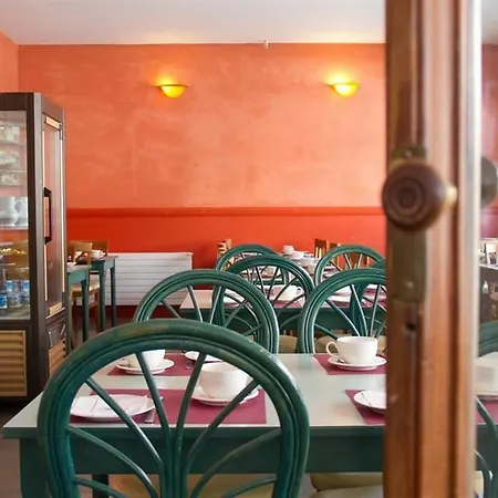 Logis Majestic - La Rochelle Chatelaillon-Plage
