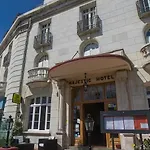 Logis Majestic - La Rochelle