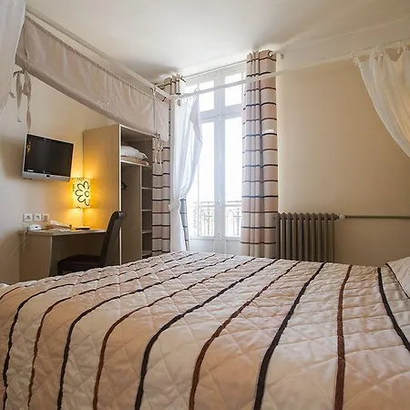 Logis Majestic Plage - La Rochelle 酒店