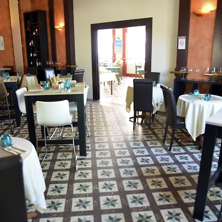 Logis Majestic - La Rochelle Châtelaillon-Plage