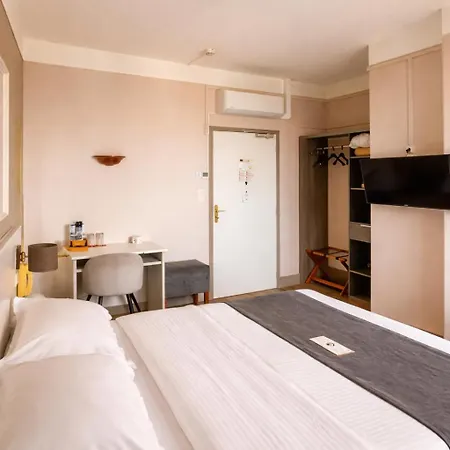Logis Majestic - La Rochelle 3*