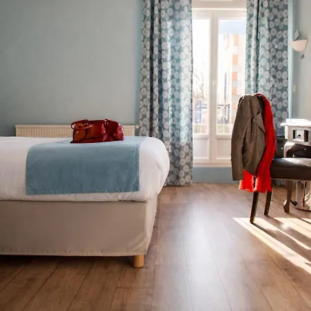 Hotel Logis Majestic - La Rochelle