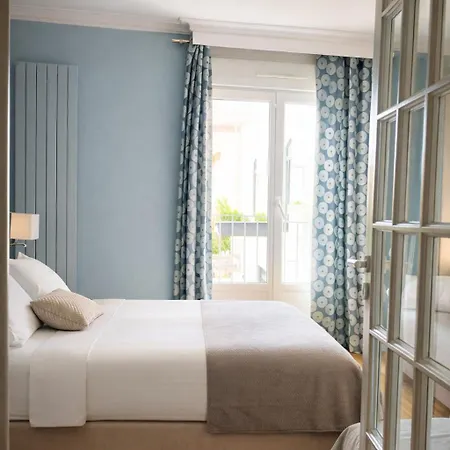 Logis Majestic - La Rochelle 3* Chatelaillon-Plage