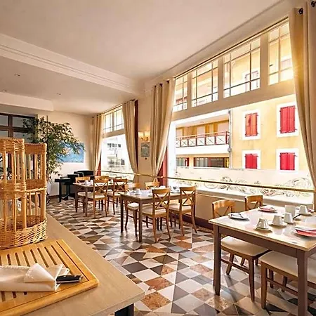 فندق Logis Majestic - La Rochelle Châtelaillon-Plage