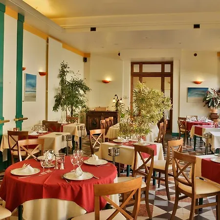 Logis Majestic - La Rochelle Hotel Châtelaillon-Plage