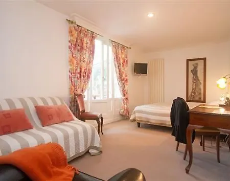 Logis Majestic Plage - La Rochelle