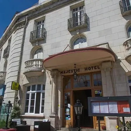 Logis Majestic - La Rochelle