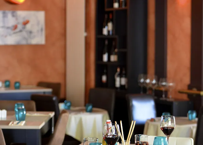 Logis Majestic - La Rochelle Hotel 3*