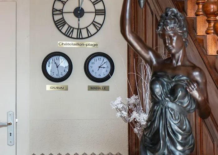 Hotel Logis Majestic - La Rochelle