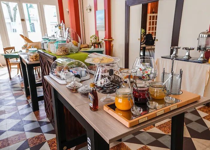 Logis Majestic - La Rochelle 3*